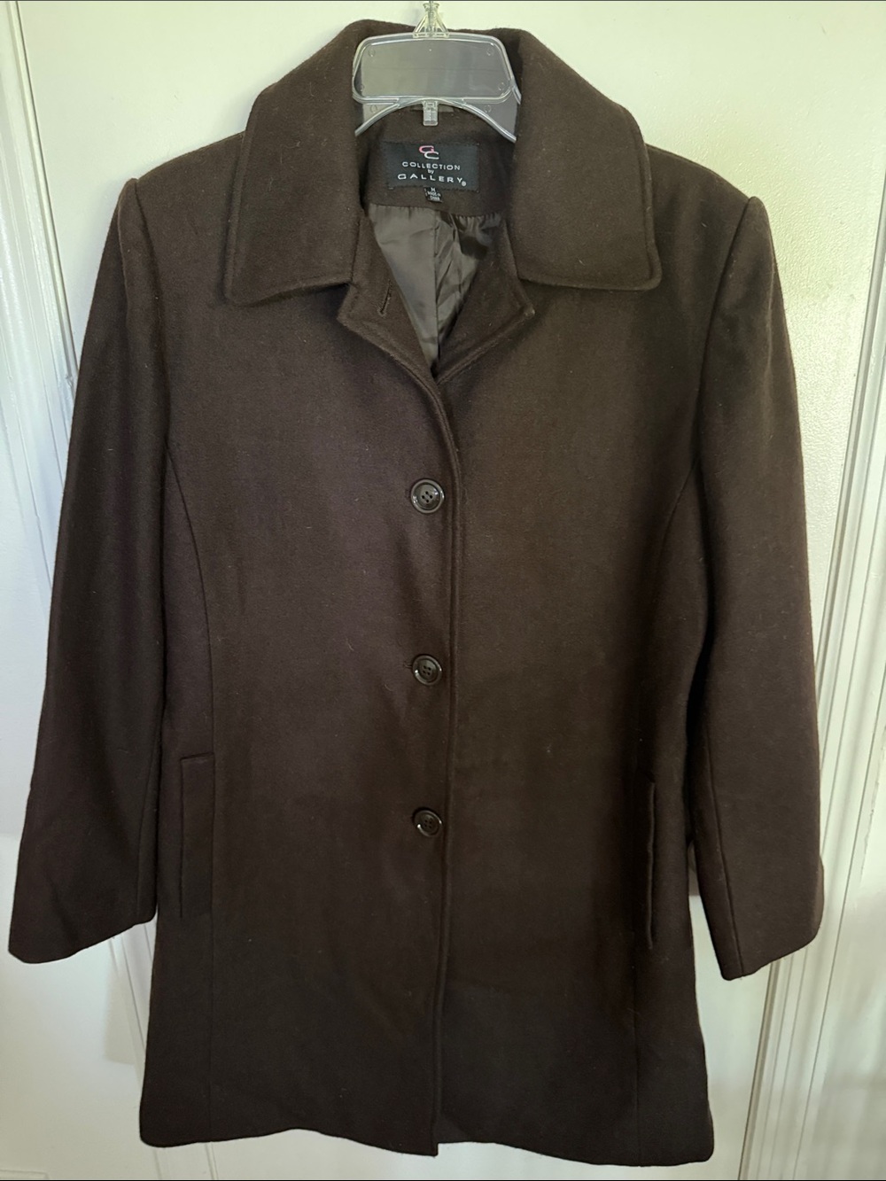 Collection by Gallery Trending Chocolate Brown Button Front Coat Like New Size M